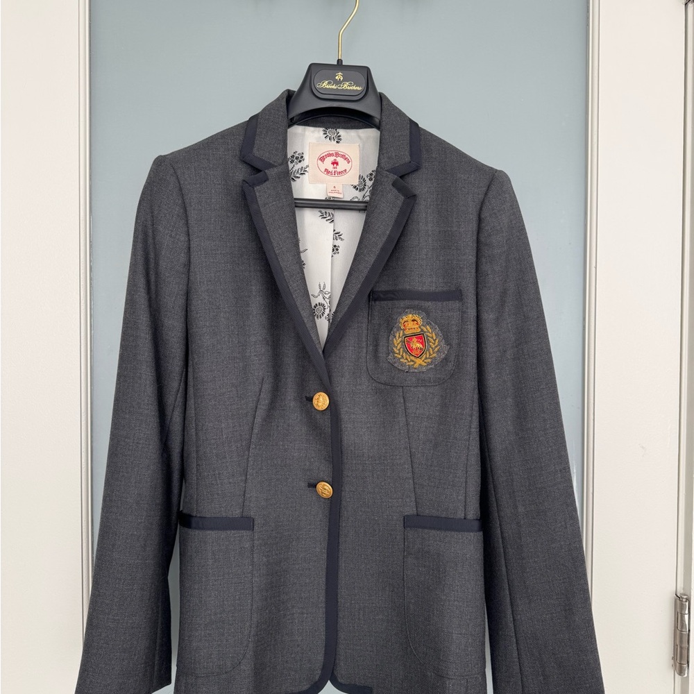 Gray Women’s Brooks Brothers Blazer with Removable Crest